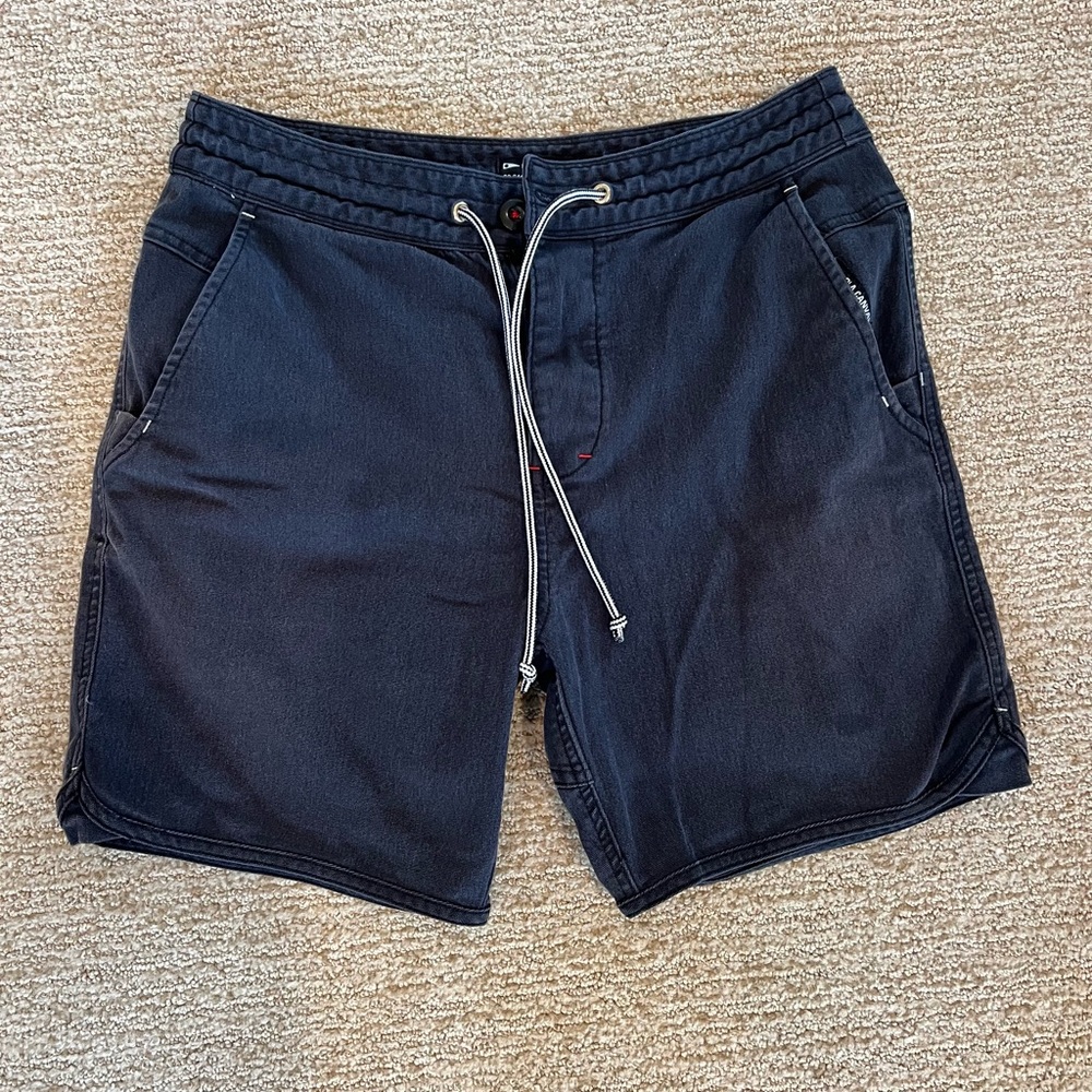 Ola Canvas Utility Short